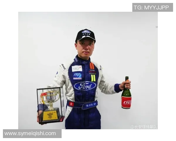 广州足球队以55分领跑大师赛积分榜展现强劲实力